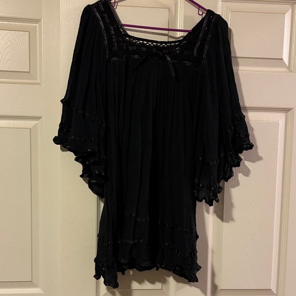 Jen's Pirate Booty Black Lace Top
